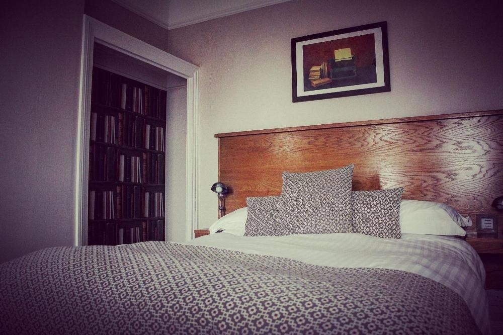 Room 1